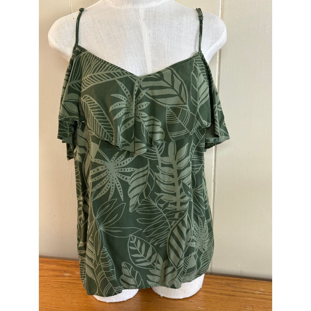 Old Navy Top Women's Extra Large Cold Shoulder Floral‎ Print